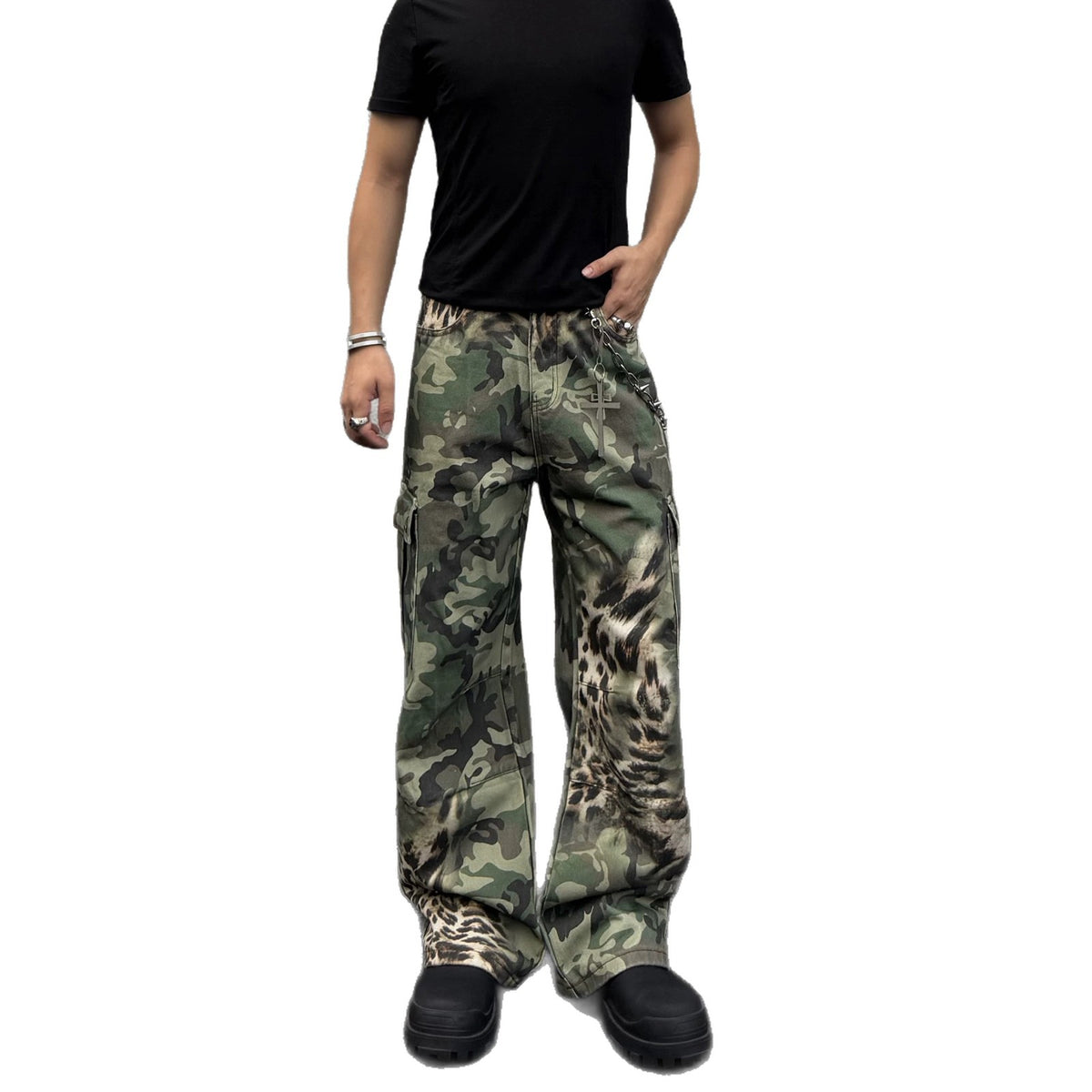 Leopard Camo Wide-Leg Pocket Loose Jeans